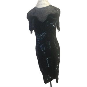 - Beautiful evening Black women’s Dress very classy